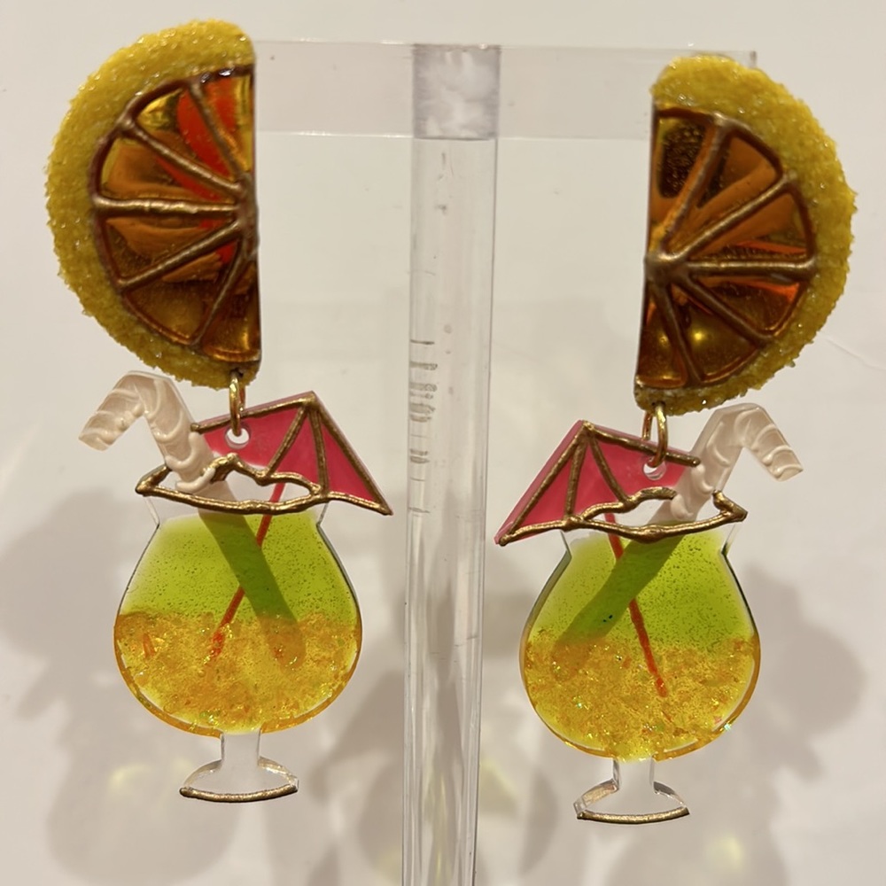 Vintage Umbrella Drink Lucite Earrings-Boutique